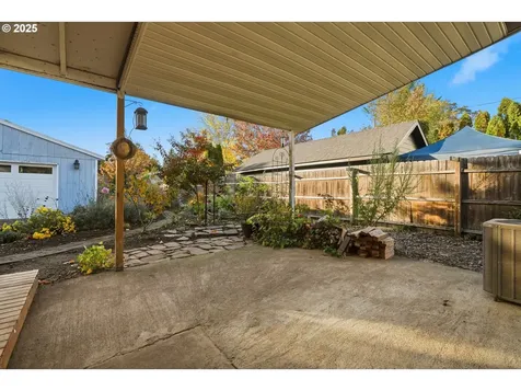4811 SE 60th Avenue Portland OR 97206