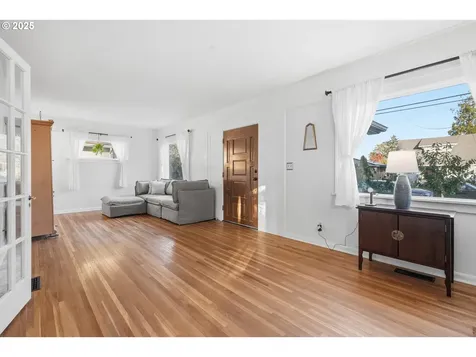 4811 SE 60th Avenue Portland OR 97206