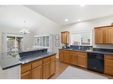 338 NW Foxglove Street Dallas OR 97338