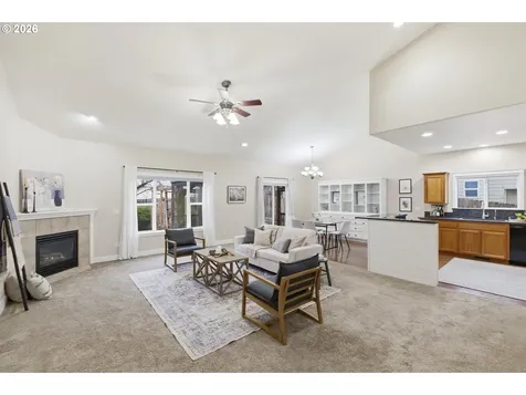 338 NW Foxglove Street Dallas OR 97338