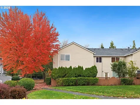 3215 SE Robin Circle Hillsboro OR 97123