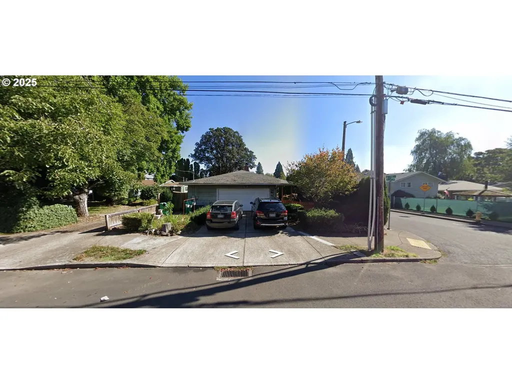 226 SE 157th Avenue Portland OR 97233