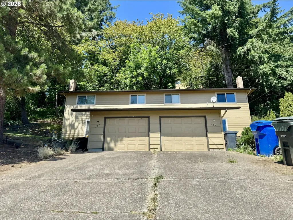 189 Stoneway Drive NW Salem OR 97304