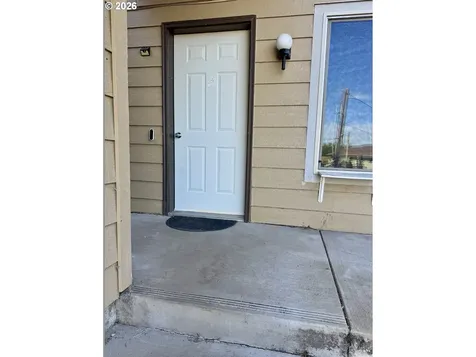 189 Stoneway Drive NW Salem OR 97304