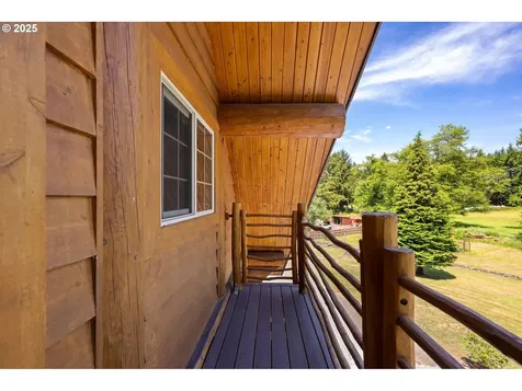 93011 Labeck Road Astoria OR 97103