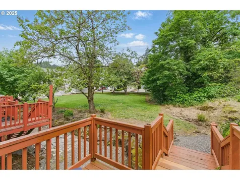 1155 NW 7th Avenue Camas WA 98607