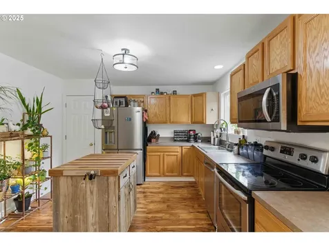 1155 NW 7th Avenue Camas WA 98607