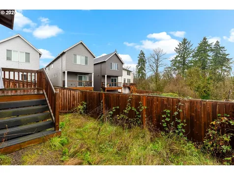 293 E Wayno Way Newberg OR 97132