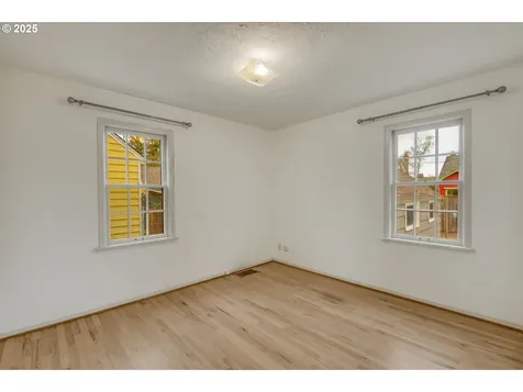 1404 NE 58th Avenue Portland OR 97213