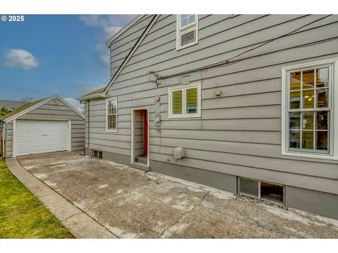 1404 NE 58th Avenue Portland OR 97213