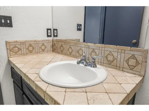 2220 SW Townsend Court Troutdale OR 97060