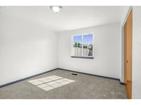 2220 SW Townsend Court Troutdale OR 97060