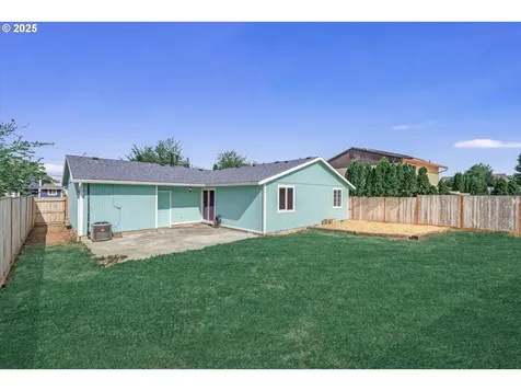 2220 SW Townsend Court Troutdale OR 97060