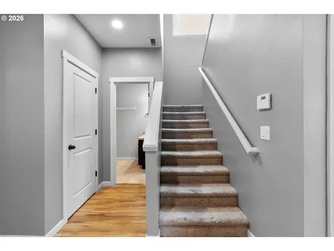 203 N 40th Avenue Ridgefield WA 98642