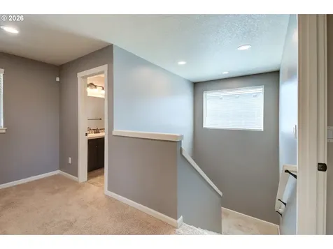 203 N 40th Avenue Ridgefield WA 98642