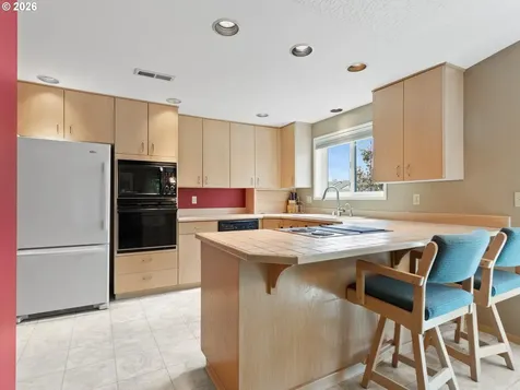 3300 NE 164th Street Ridgefield WA 98642