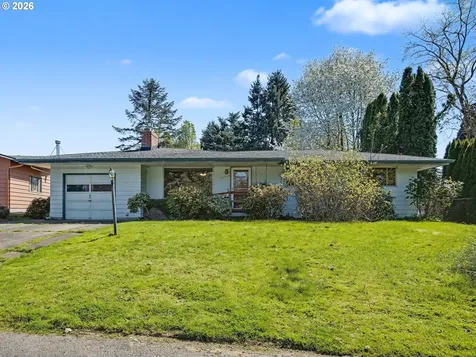 10336 NE Russell Court Portland OR 97220