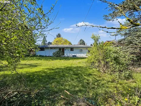 10336 NE Russell Court Portland OR 97220
