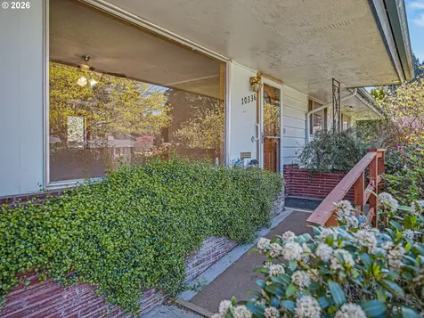 10336 NE Russell Court Portland OR 97220