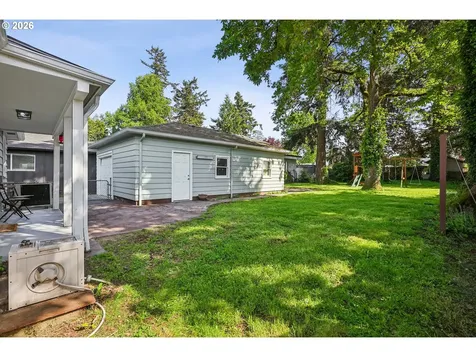 11448 NE Fargo Street Portland OR 97220