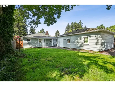 11448 NE Fargo Street Portland OR 97220