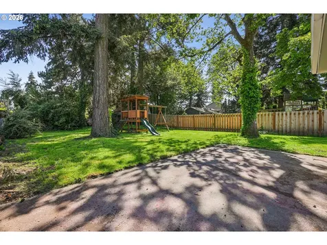 11448 NE Fargo Street Portland OR 97220