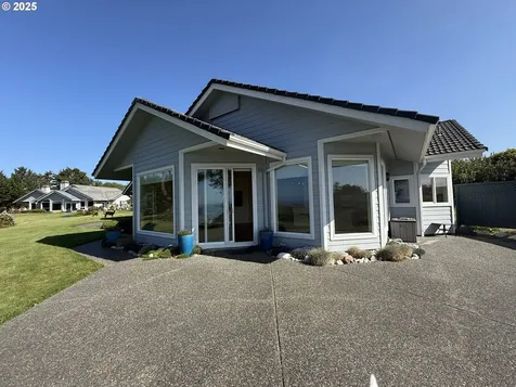 112 Schooner Bay Drive Brookings OR 97415