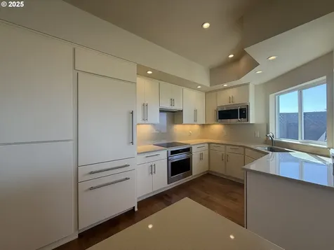 112 Schooner Bay Drive Brookings OR 97415