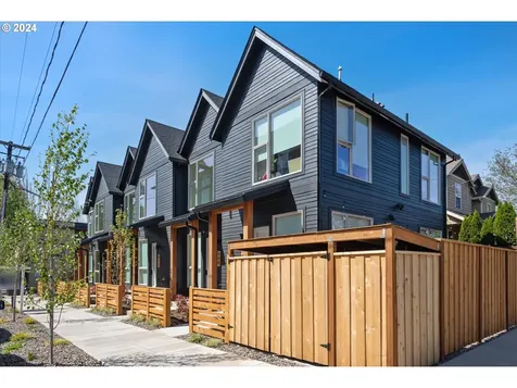 813 N Failing Street Portland OR 97227