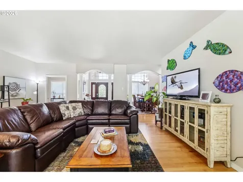 2225 Hayes Street North Bend OR 97459