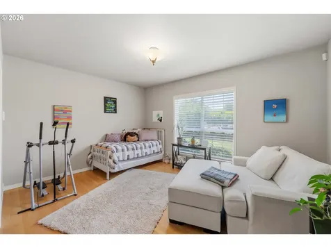 2225 Hayes Street North Bend OR 97459