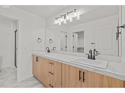 16105 Barlow Trail Lane Oregon City OR 97045
