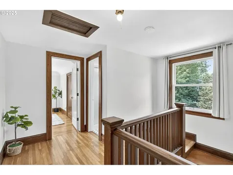 3835 NE 15th Avenue Portland OR 97212