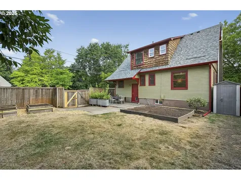 3835 NE 15th Avenue Portland OR 97212