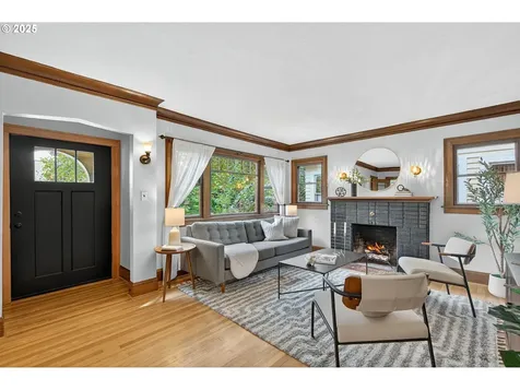 3835 NE 15th Avenue Portland OR 97212