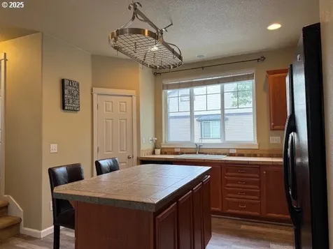 9575 SW Tephra Terrace Beaverton OR 97007