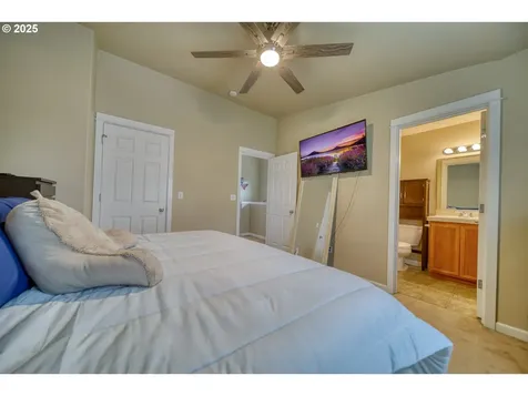 9575 SW Tephra Terrace Beaverton OR 97007
