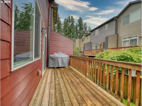9575 SW Tephra Terrace Beaverton OR 97007