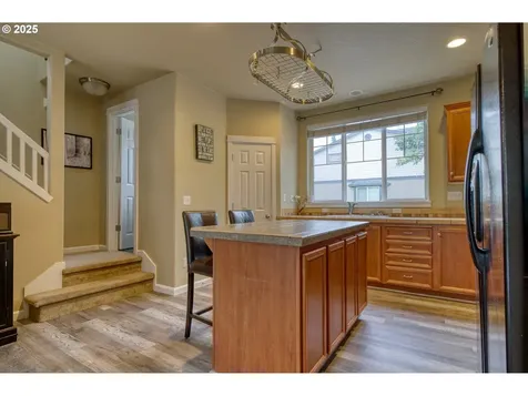 9575 SW Tephra Terrace Beaverton OR 97007