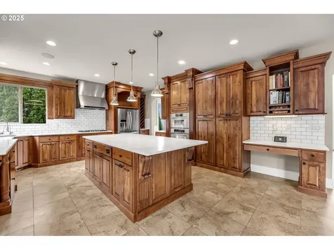 173 W Y Street Washougal WA 98671