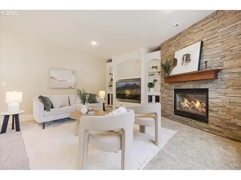 173 W Y Street Washougal WA 98671