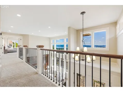 173 W Y Street Washougal WA 98671