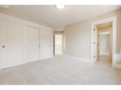 173 W Y Street Washougal WA 98671