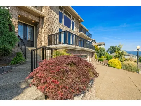 173 W Y Street Washougal WA 98671