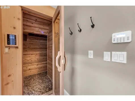 173 W Y Street Washougal WA 98671