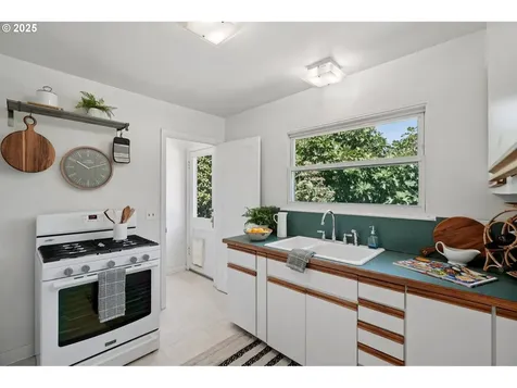 3417 NE Liberty Street Portland OR 97211