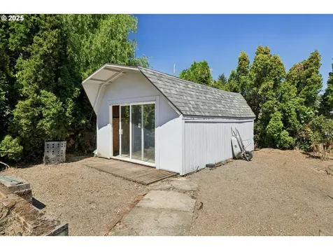 3417 NE Liberty Street Portland OR 97211