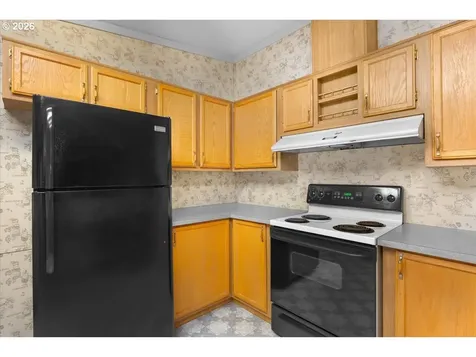 313 NE Kirby Avenue Roseburg OR 97470