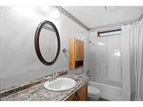 313 NE Kirby Avenue Roseburg OR 97470