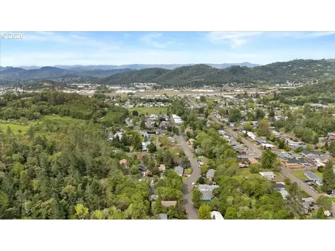 313 NE Kirby Avenue Roseburg OR 97470